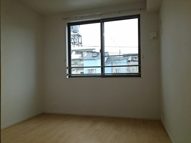 コントレイルの寝室