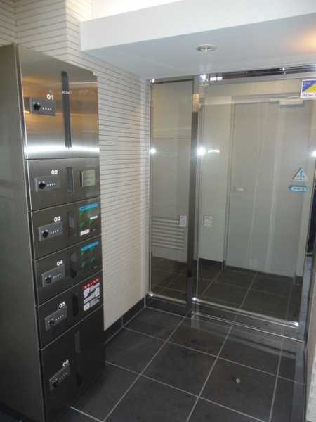 メゾン浅草G2のロビー