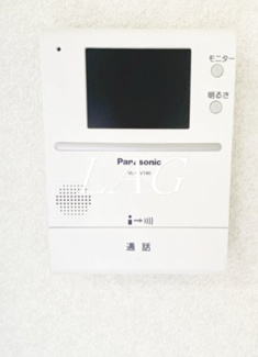 【セキュリティ】 | オルテンシア | モニター付きインターフォンです。