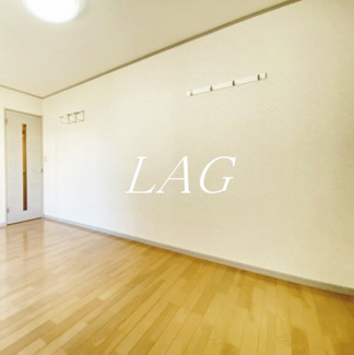 【居間・リビング】 | オルテンシア | 洋室のお部屋です。