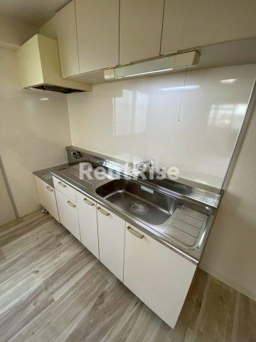 メゾンシャンビラージ多加木のキッチン