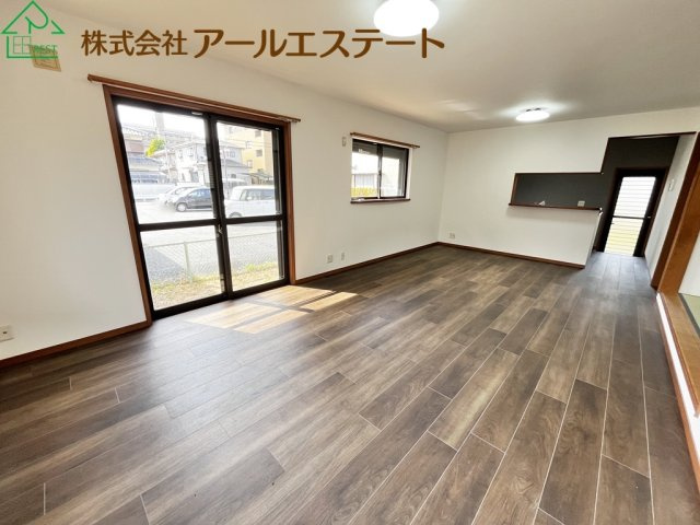 姫路市白浜町宇佐崎北1丁目　　山陽電鉄「八家駅」徒歩5分の居間・リビング