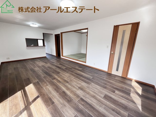 姫路市白浜町宇佐崎北1丁目　　山陽電鉄「八家駅」徒歩5分の居間・リビング