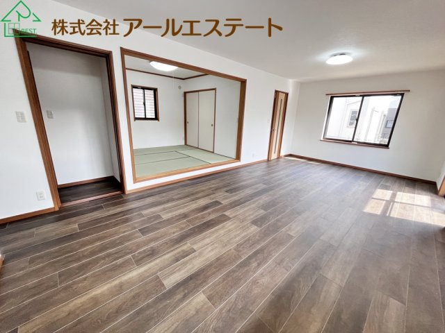 姫路市白浜町宇佐崎北1丁目　　山陽電鉄「八家駅」徒歩5分の居間・リビング