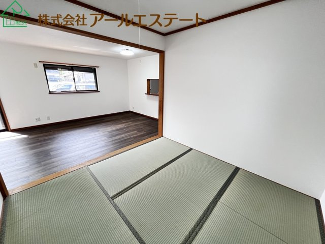 姫路市白浜町宇佐崎北1丁目　　山陽電鉄「八家駅」徒歩5分の和室