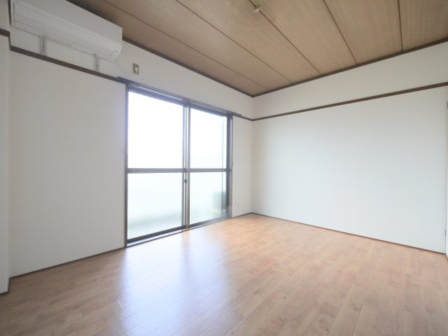 メゾン奥田南の寝室|※写真は別の部屋のものです。