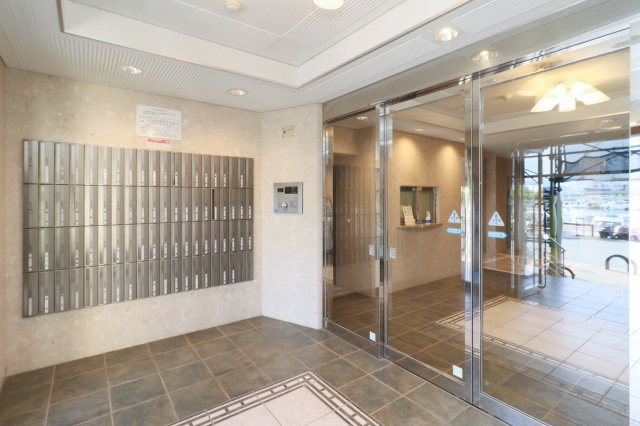 サヴォイグランデス　12階のエントランス