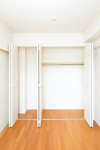 サヴォイグランデス　12階の収納|別号室のものになります。現状優先。