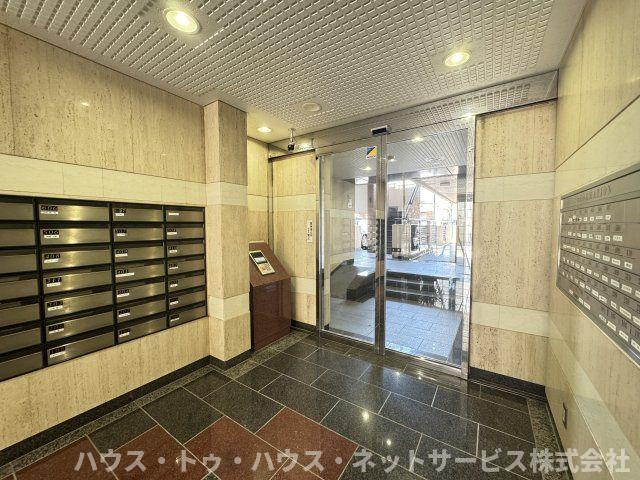 エクセレンス松戸壱番館のエントランス