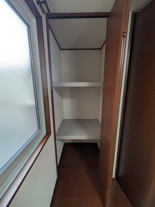 ホワイトオークハイツ　B