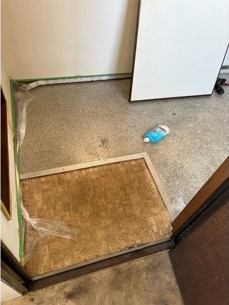 フローライト大正の玄関