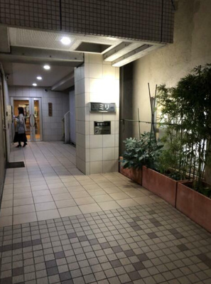 【エントランス】 | エミリー