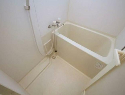 【浴室】 | エミリー