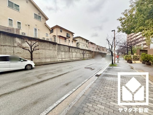 京阪東ローズタウン・ファインガーデンあゆみケ丘Ｂ棟のその他