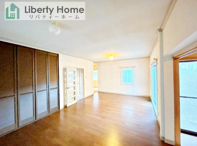 龍ケ崎市松葉1丁目　中古戸建の居間・リビング