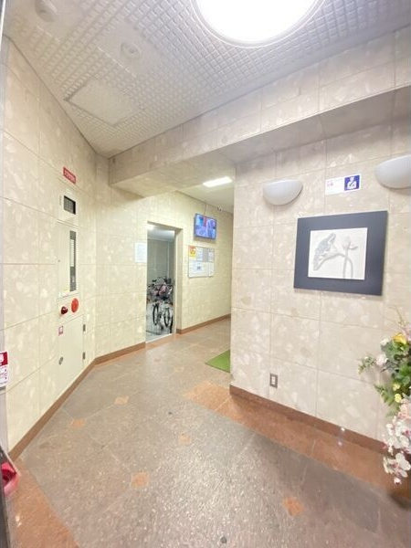 フジマンションのロビー