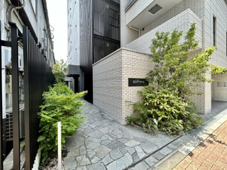 【エントランス】 | ウェルホームズ靭公園