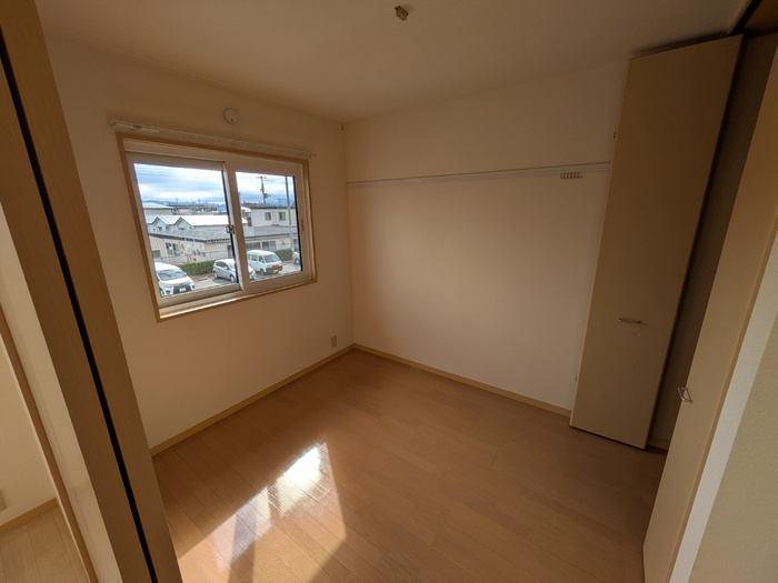 ホワイトオークハイツ　Aの洋室