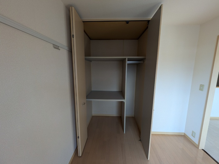 ホワイトオークハイツ　Aの収納