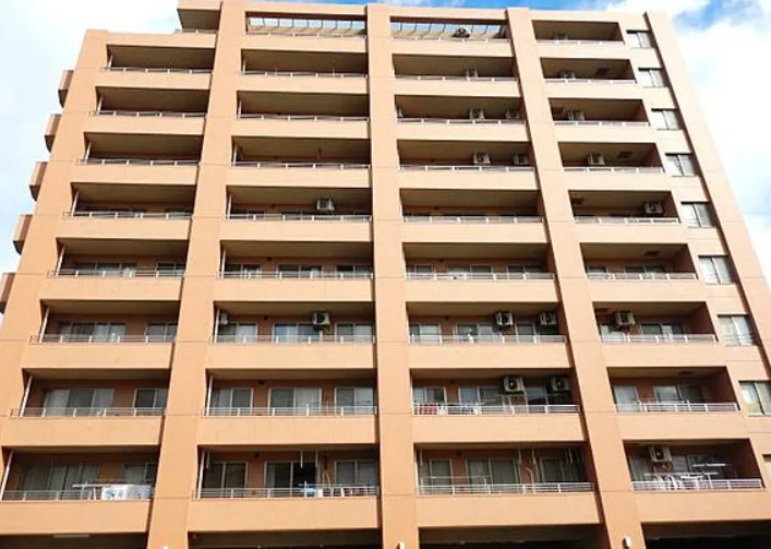 【中古マンション】クレアメゾン鶴ヶ島ステーションフロントの外観|陽当り良好！