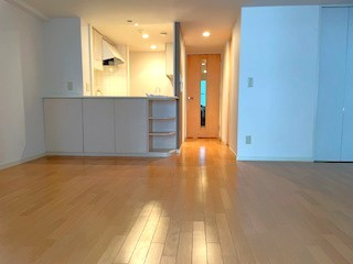 コスモ上野パークサイドシティの居間・リビング|リビングダイニング