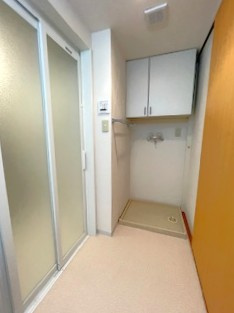 コスモ上野パークサイドシティの設備|室内洗濯機置き場