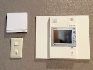 コスモ上野パークサイドシティのセキュリティ|TVモニタ付インターホン