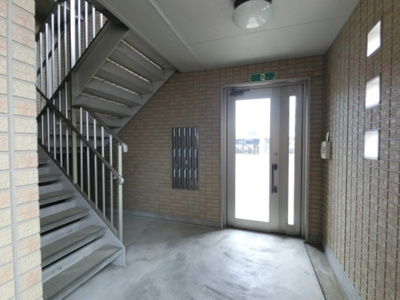 【ロビー】 | ルミエールヤナセ Ｂ | ロビー