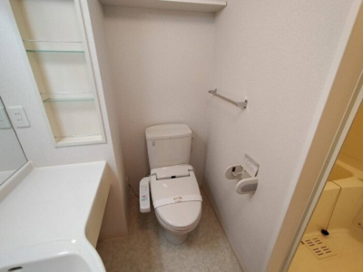 【トイレ】 | ルミエールヤナセ Ｂ | 温水洗浄暖房便座