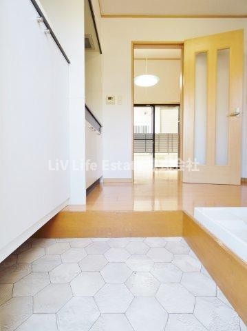 クレセントハイツ美園Ⅱの玄関|※別号室写真