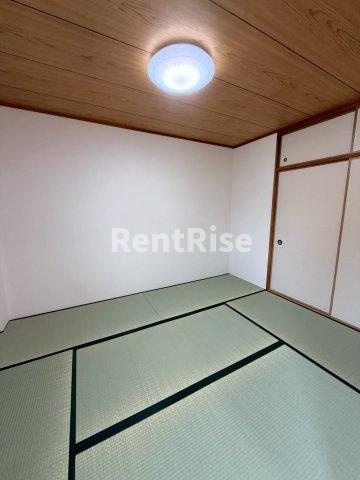 サープラスⅡ東三本松の収納