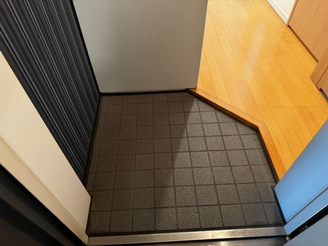 リエス大森ル・ノードの玄関