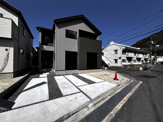 新築戸建　可部東1丁目(No.４／No.４)の駐車場