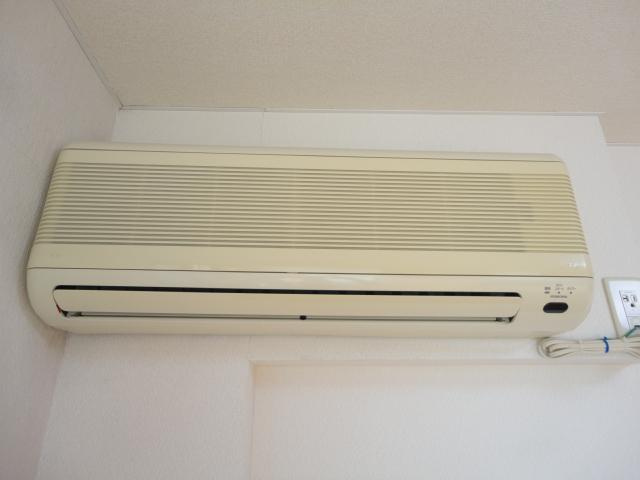 Costa　del　sol（コスタ　デル　ソル）の設備|エアコン