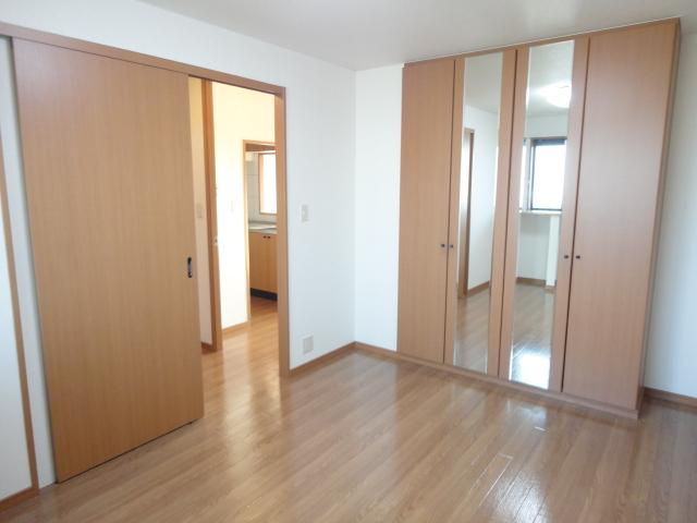 Costa　del　sol（コスタ　デル　ソル）の内装|洋室