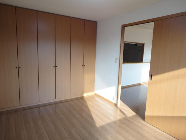 Costa　del　sol（コスタ　デル　ソル）の内装|洋室