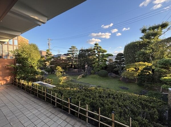 ティエムエス松栄町貸家の庭