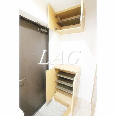 【玄関】 | ソフィアお茶の水 | 玄関です。