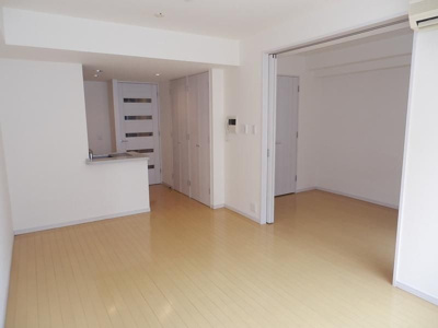 【居間・リビング】 | ラ・ヴィタス三軒茶屋