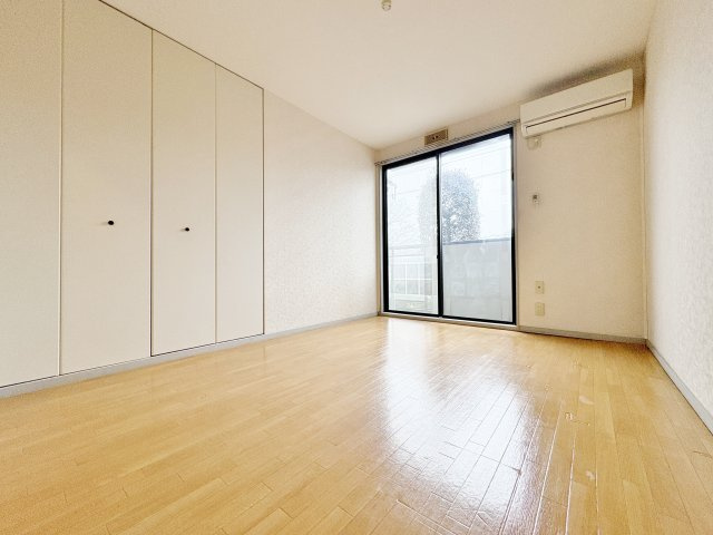 パナハイツアゼリアの洋室