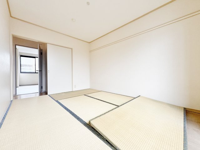 パナハイツアゼリア