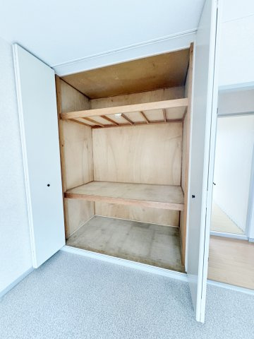 パナハイツアゼリアの収納