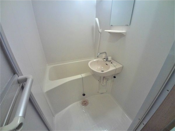 パルクエストの浴室