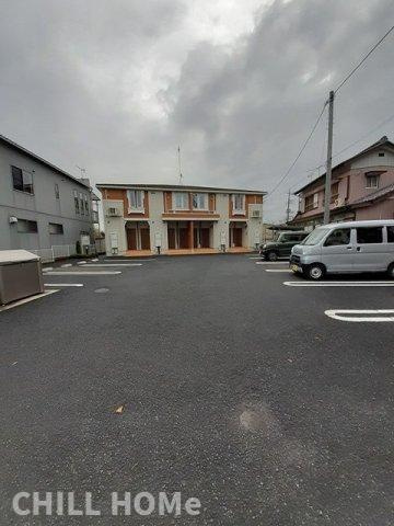 ノバグリーンの駐車場|当社、チルホームのHPもご覧ください(^^)/物件情報多数♪