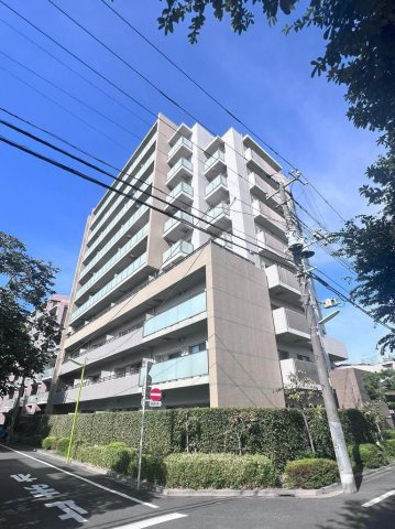 シャリエ三軒茶屋の外観