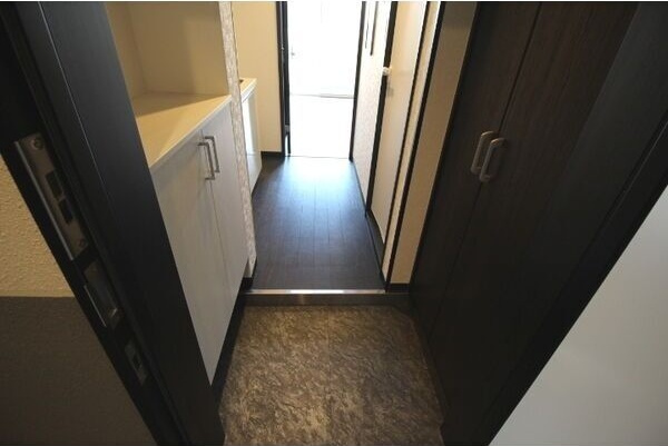 CLASS HILLS 難波南の玄関