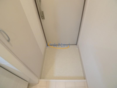 【玄関】 | リブリ・シャルマン・パレス・吉野