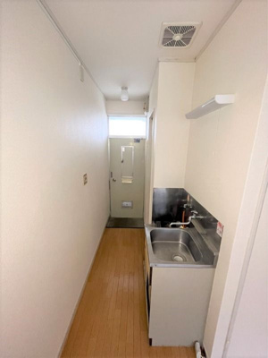 【キッチン】 | 美しの森ハウスＢ棟 | キッチンでお料理をお楽しみください