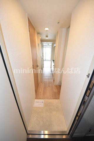 アーバネックス心斎橋Ⅱの玄関