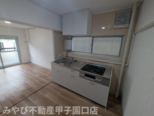 武庫川ハイツのキッチン